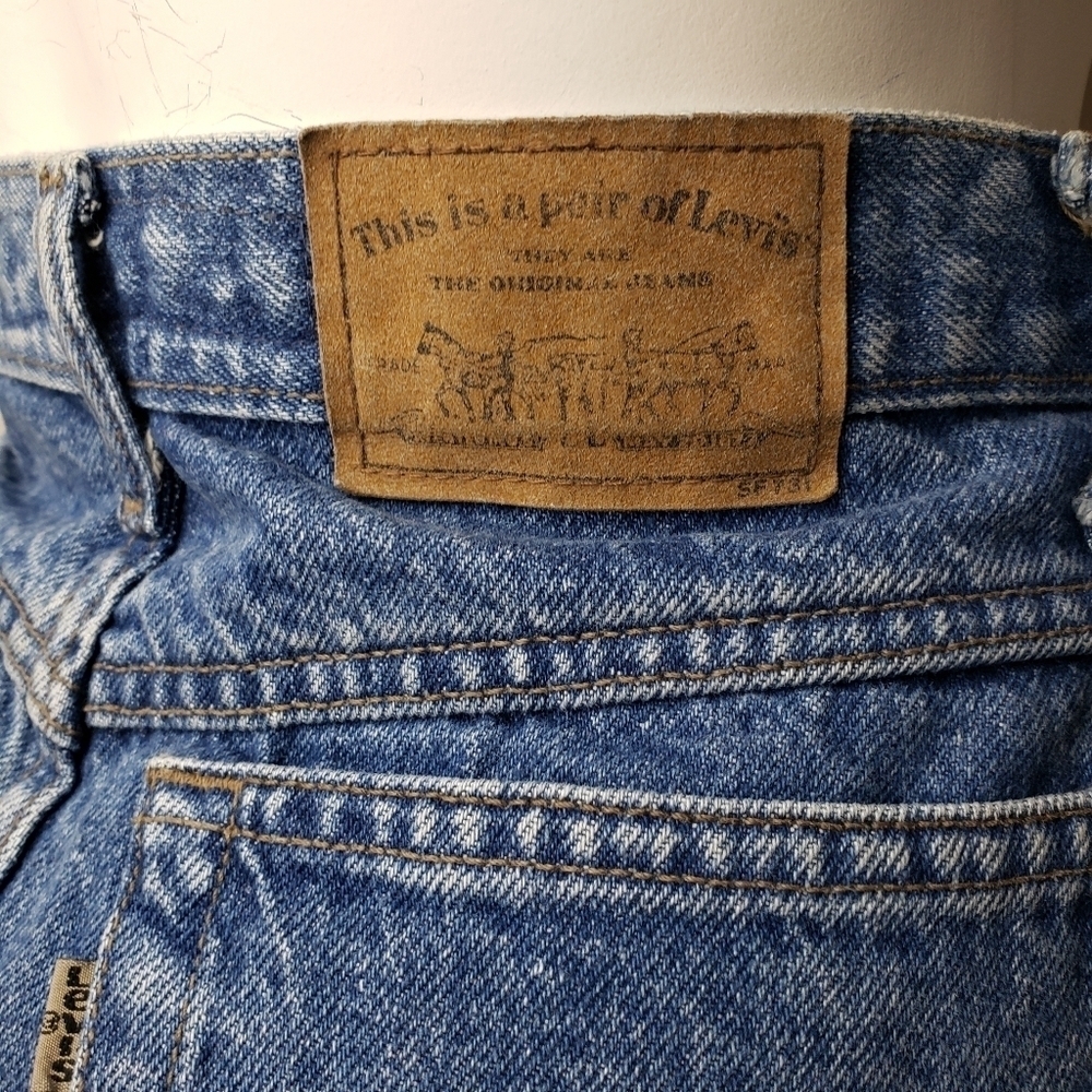 Vintage levis jean skirt - Picture 5 of 16